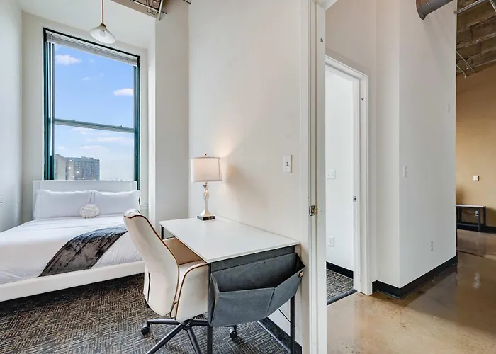 West Loop - Views With In & Out Parking 5